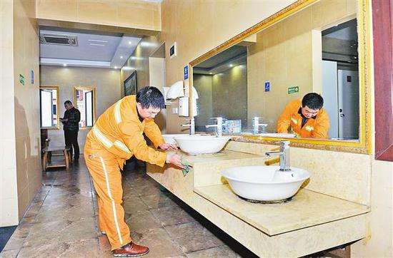 上海公廁保潔新規(guī)出爐 十項(xiàng)上海公廁保潔新規(guī)